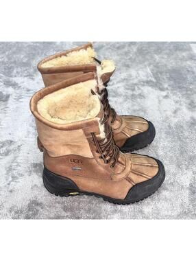 UGG Adirondack II Australia Women's Snow Leather Boots Brown Size: 8